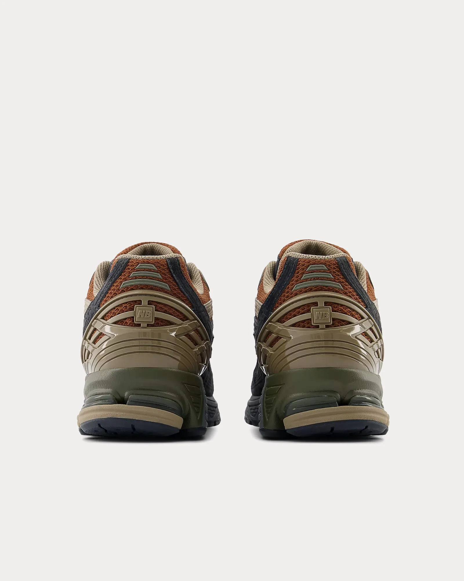 1906 Rich Oak / Phantom / Mushroom Low Top Sneakers
