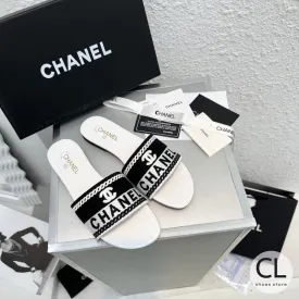CHANEL FLAT SLIPPERS - WHITE