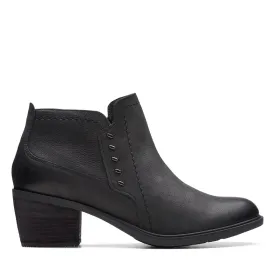 Clarks Women's Neva Lo Boots- Black Leather