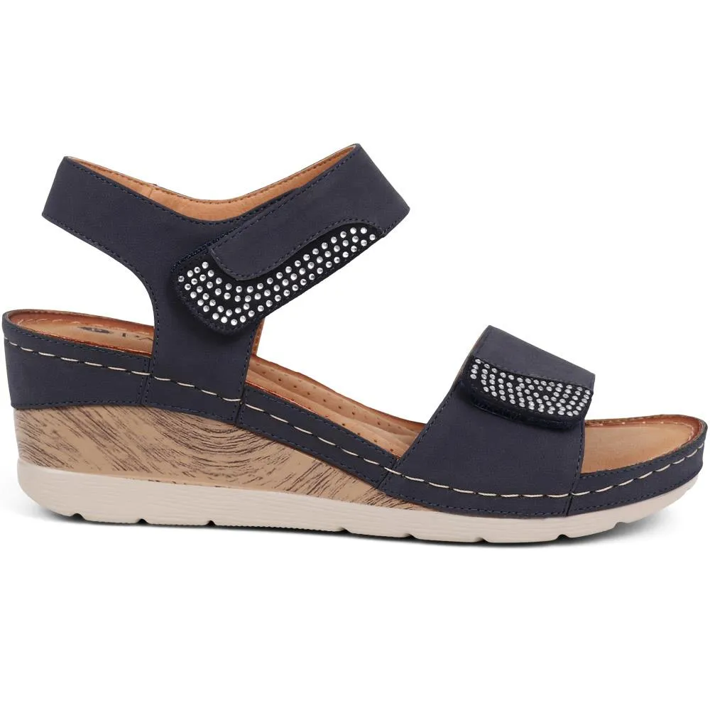 Double-Strap Touch-Fasten Wedge Sandals  - WOIL39033 / 325 303