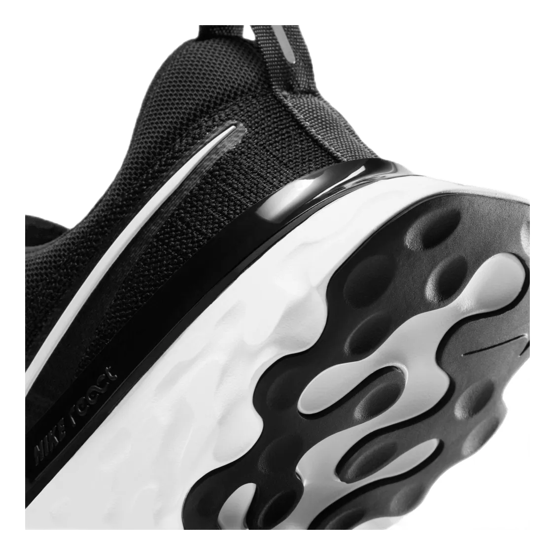 React Infinity Run Flyknit 2 White/Black