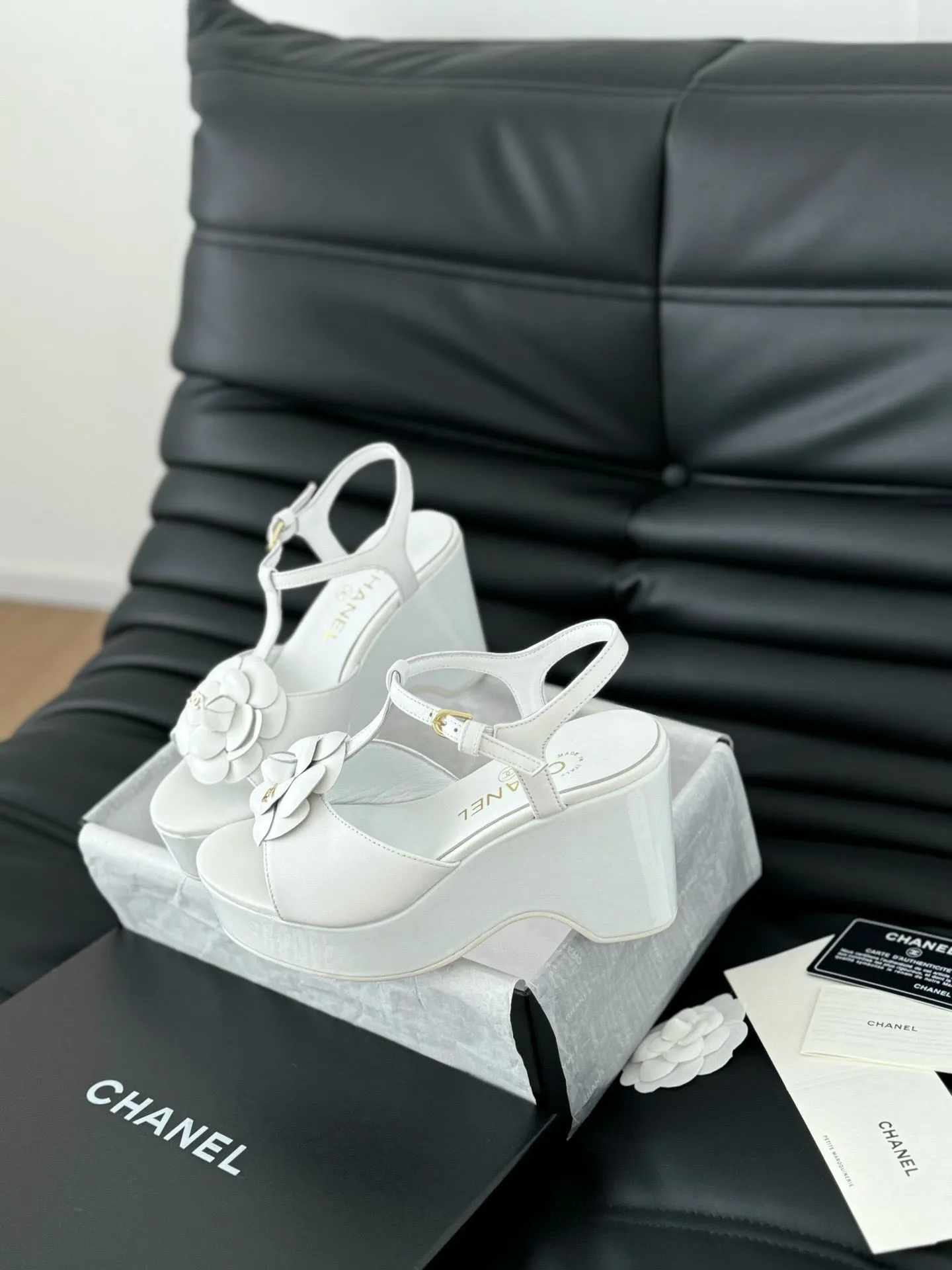SE1396 CC Sandals / Size5-10