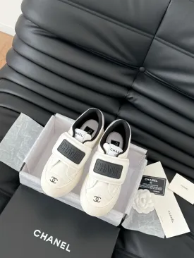 SE1543 Chanel Sneakers / Size5-11